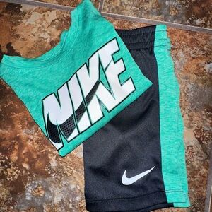 Nike Dri-Fit Set